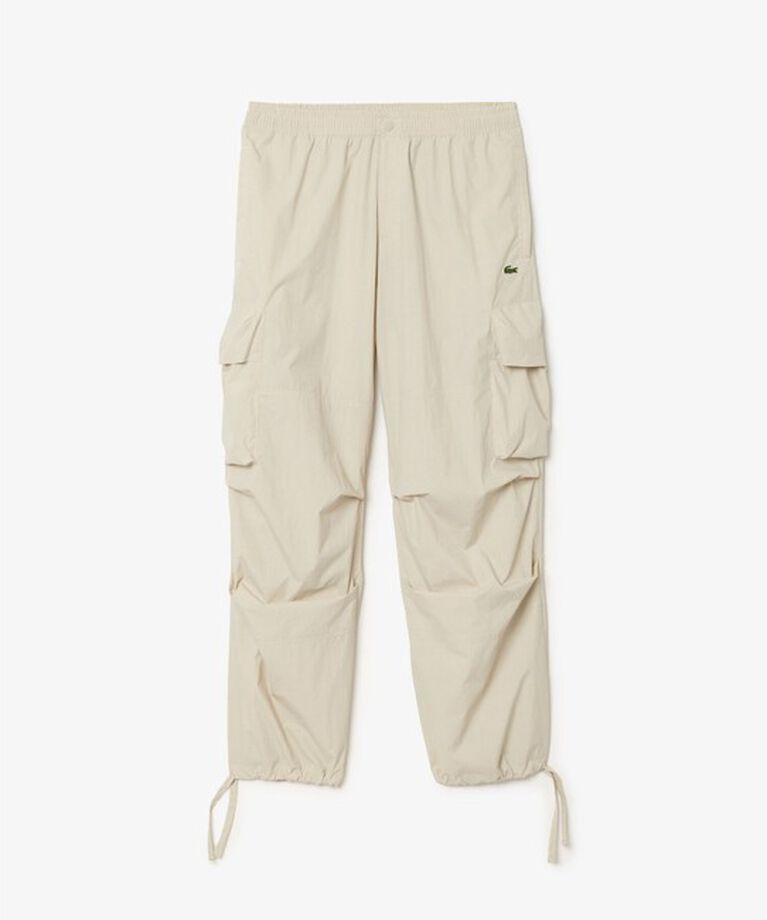 LACOSTE「立体裁断 ナイロンワイドカーゴパンツ / テーパードワイドパンツ」|カーゴ|