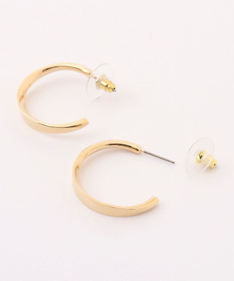 grace grace「ニュアンスG型ピアス」|ピアス|