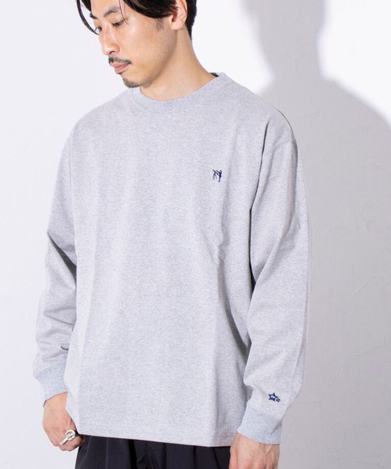 GLOSTER「【GLOSTER/グロスター】BOY BACK FANCY 長袖Tシャツ ワンポイント刺繍」|Tシャツ・カットソー|ライトグレー