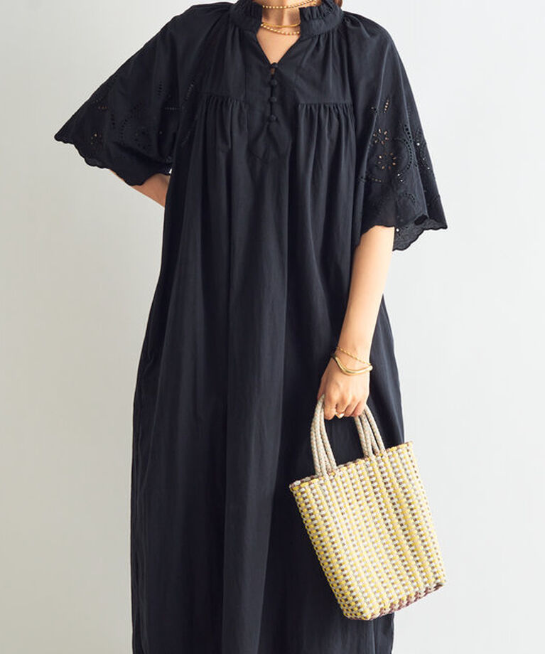  「《大人可愛い雰囲気に》袖刺繍ワンピース」|その他|