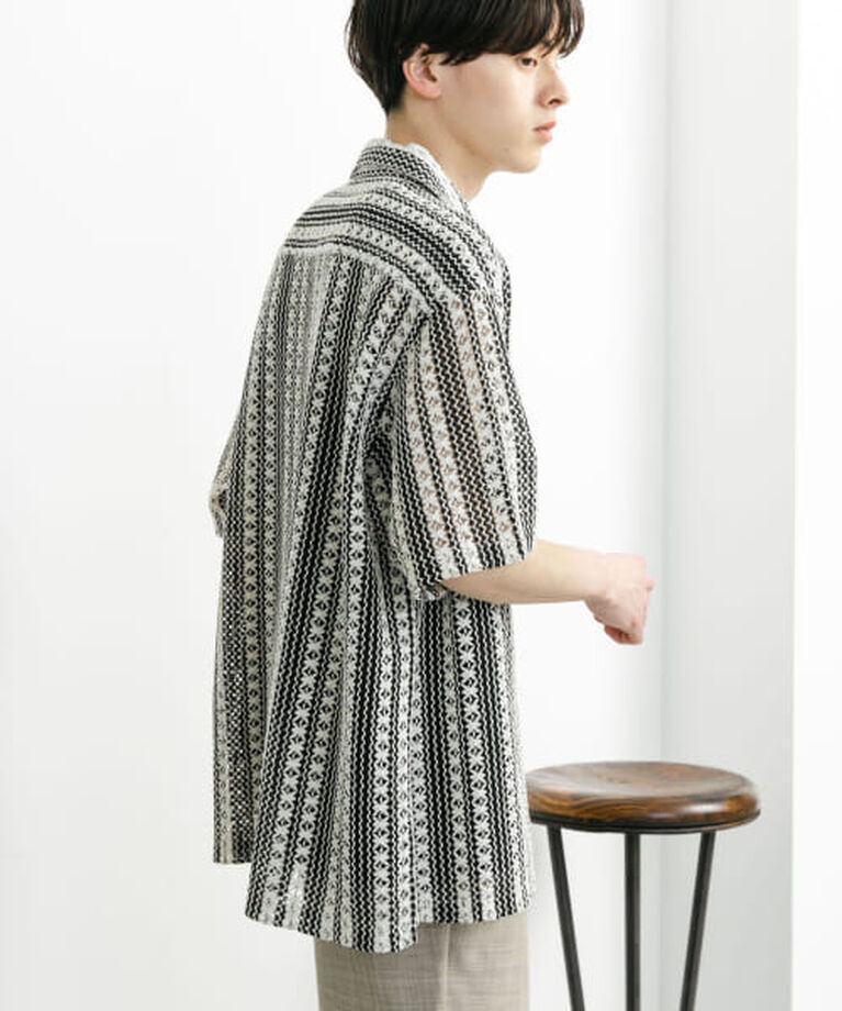 SENSE OF PLACE by URBAN RESEARCH「SENSE OF PLACE 『ユニセックス』アソートレースオープンカラーショートスリーブシャツ」|シャツ・ブラウス|
