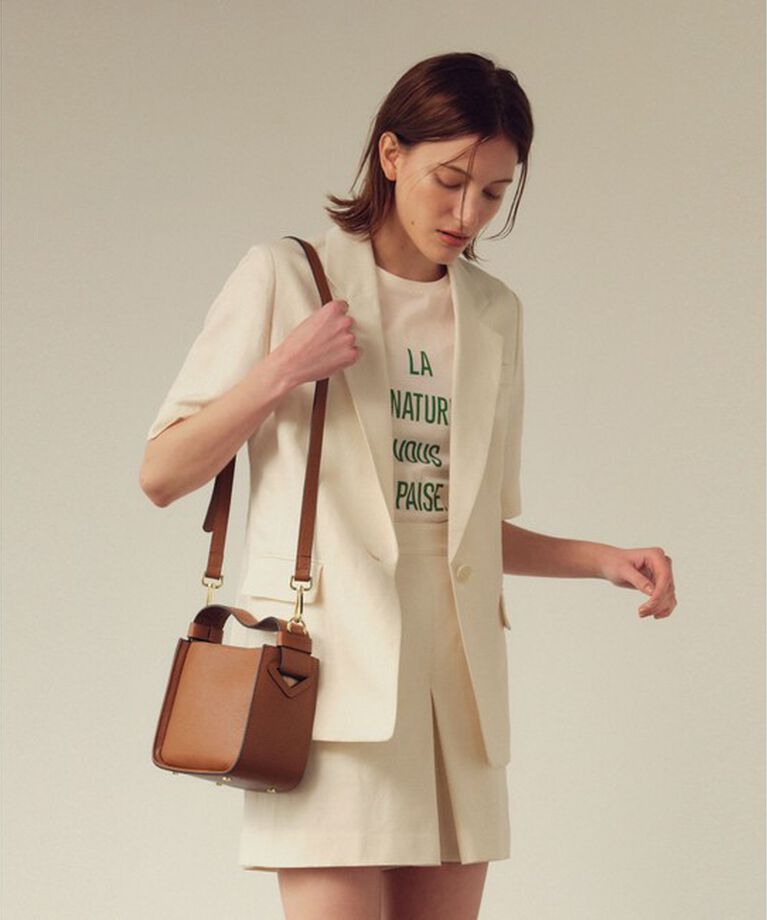 allureville「【セットアップ対応可能】リネンコンシャークスキンハーフスリーブジャケット」|テーラードジャケット|オフホワイト