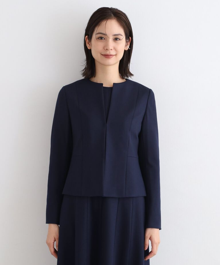 INDIVI「【定番スーツ／ジャージ素材】ウエスト切り替えノーカラージャケット」|スーツ|