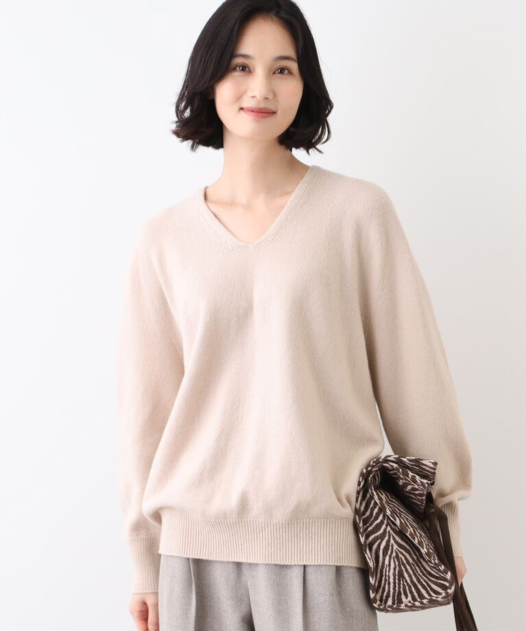 INDIVI「【洗える/カシミヤ混/日本製】Vネックコクーンシルエットニット」|ニット・セーター|ｸﾞﾚｰｼﾞｭ(050)
