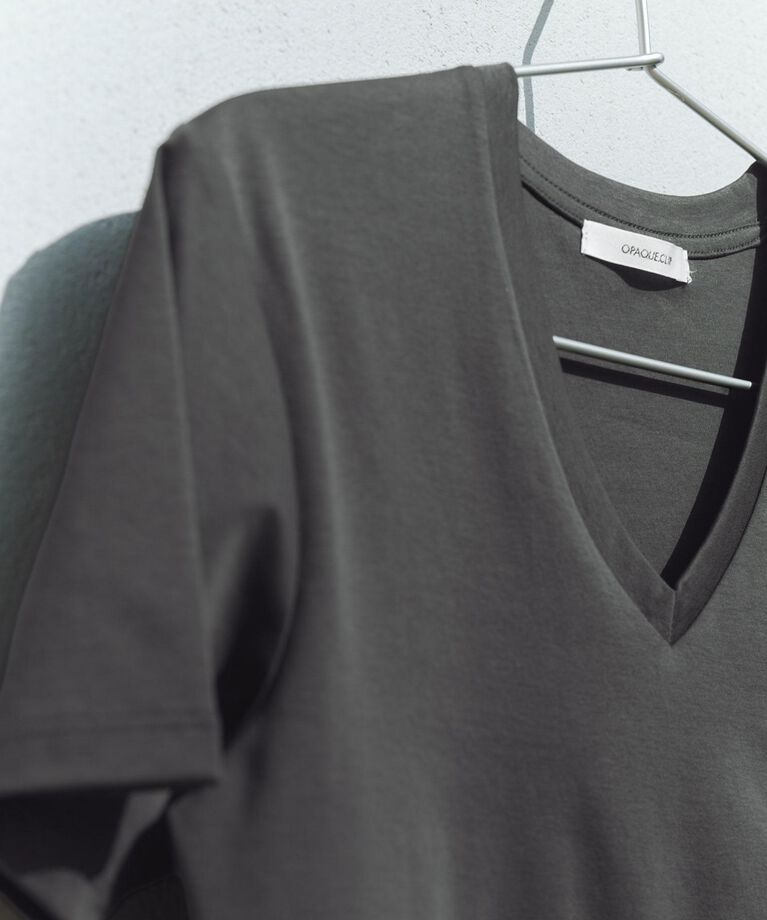 OPAQUE.CLIP「《5色展開/SS-LLサイズ》VネックベーシックTシャツ【接触冷感/洗濯機洗い可】」|Tシャツ・カットソー|