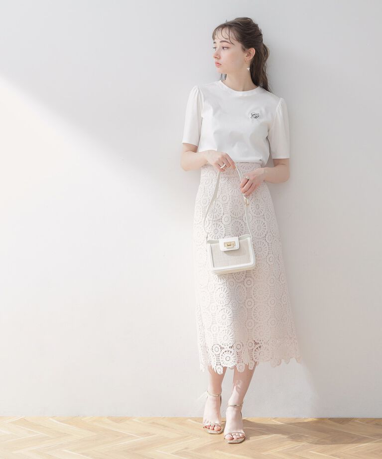 Couture broach「【オトナ女性に捧ぐ】CBロゴ刺繍リボンTシャツ」|Tシャツ・カットソー|