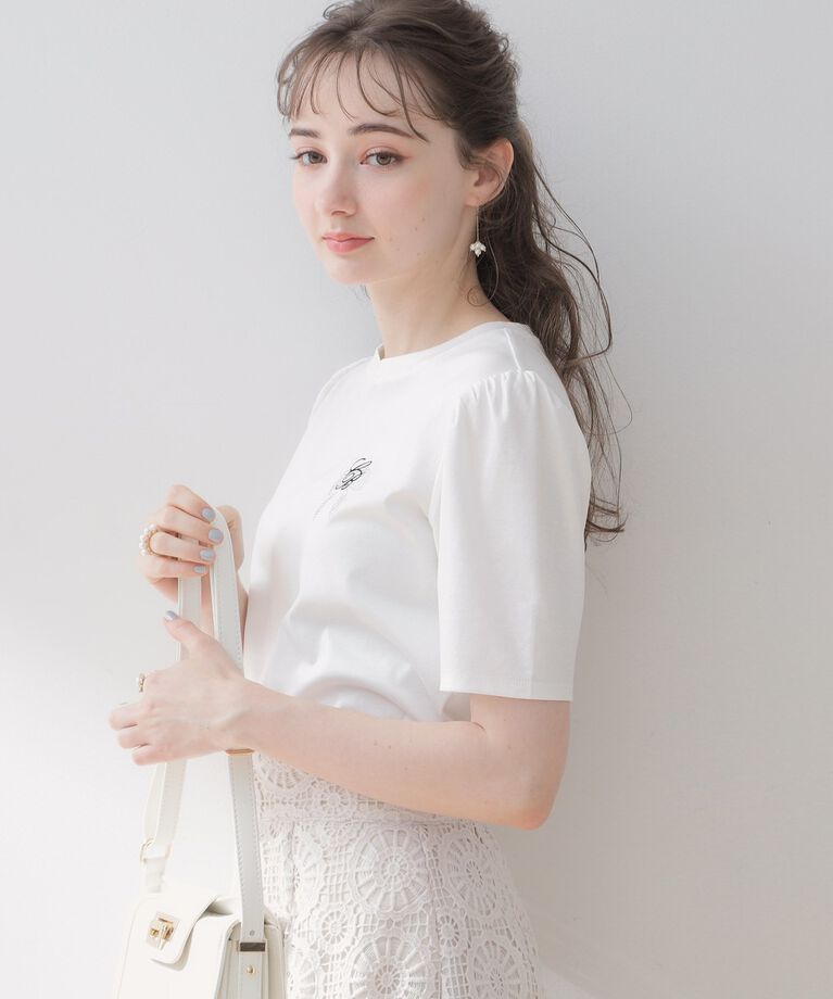 Couture broach「【オトナ女性に捧ぐ】CBロゴ刺繍リボンTシャツ」|Tシャツ・カットソー|
