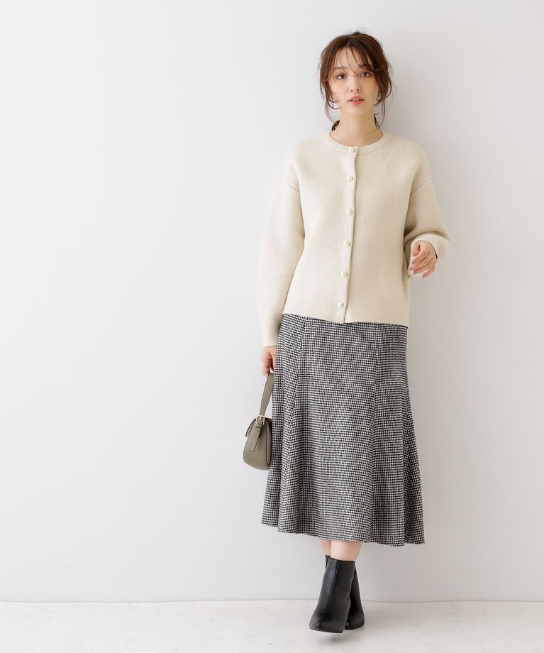 Couture broach「【上品仕立て】パール調釦コクーンニットジャケット」|ノーカラージャケット|