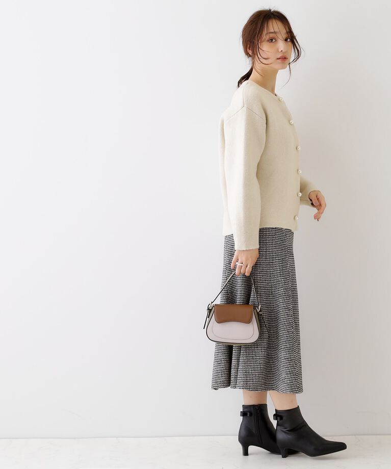 Couture broach「【上品仕立て】パール調釦コクーンニットジャケット」|ノーカラージャケット|