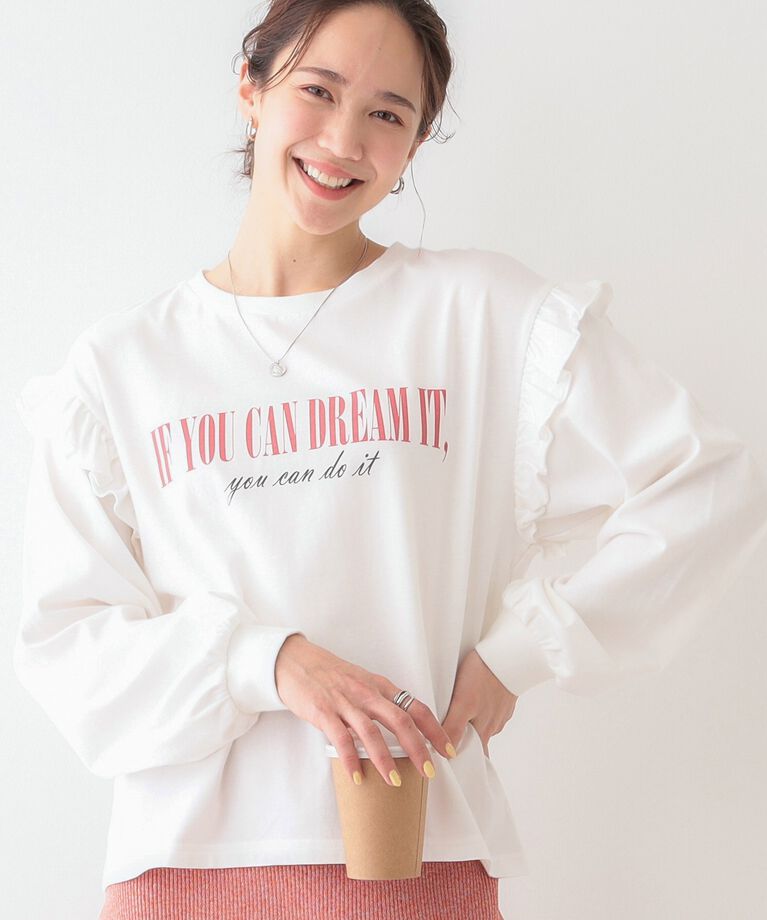 SHOO･LA･RUE「【S-LL/洗える】ショルダーフリルが目を惹く ロゴプリントロンT」|Tシャツ・カットソー|ホワイト(001)