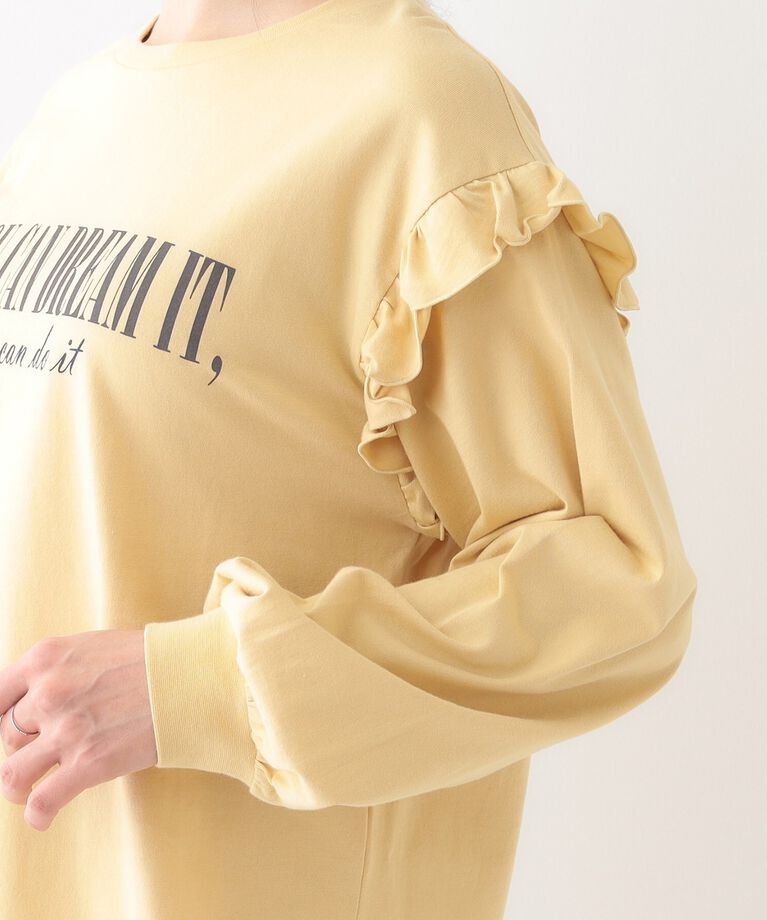 SHOO･LA･RUE「【S-LL/洗える】ショルダーフリルが目を惹く ロゴプリントロンT」|Tシャツ・カットソー|