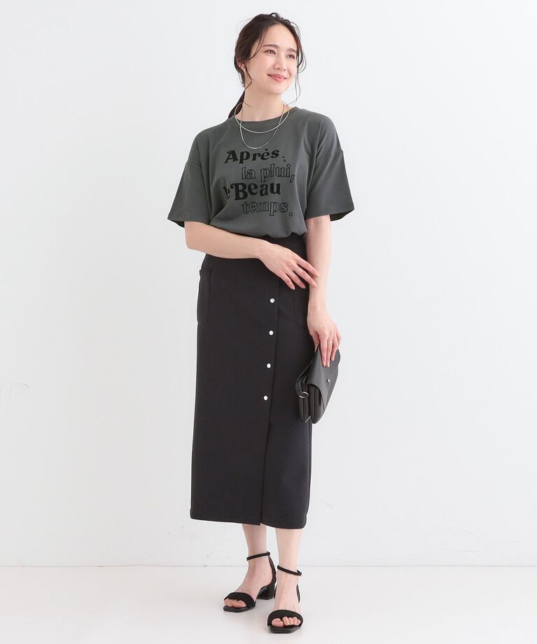 SHOO･LA･RUE「【S-LL】大人のきれいめカジュアルに フロッキーロゴTシャツ」|Tシャツ・カットソー|