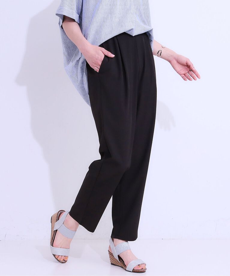 SHOO･LA･RUE「【SS-3L/ひんやり/吸水速乾/UV】軽量でさらりと穿ける テーパードパンツ」|その他|ブラック(019)