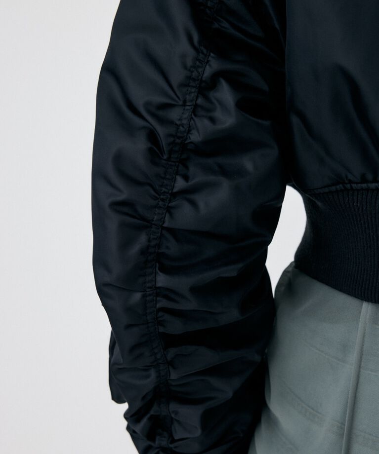 MOUSSY「VOLUME CROPPED MA-1」|ブルゾン・スタジャン|