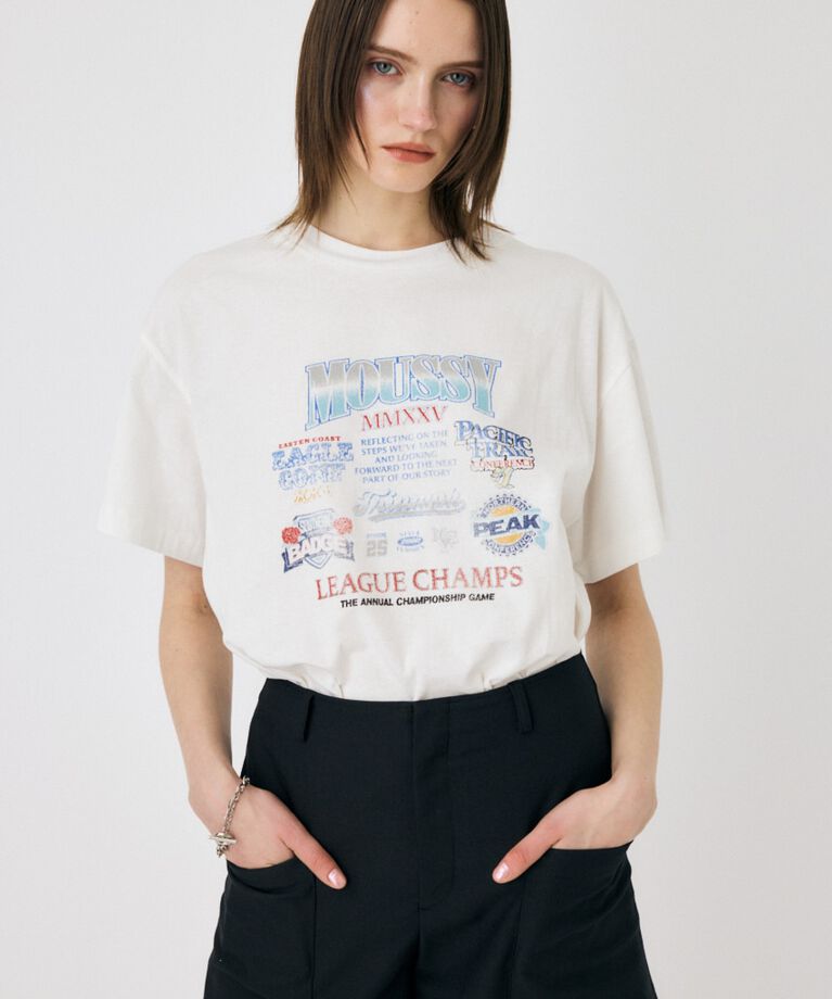 MOUSSY「MOUSSY LEAGUE CHAMPS 25 Tシャツ」|Tシャツ・カットソー|O/WHT1