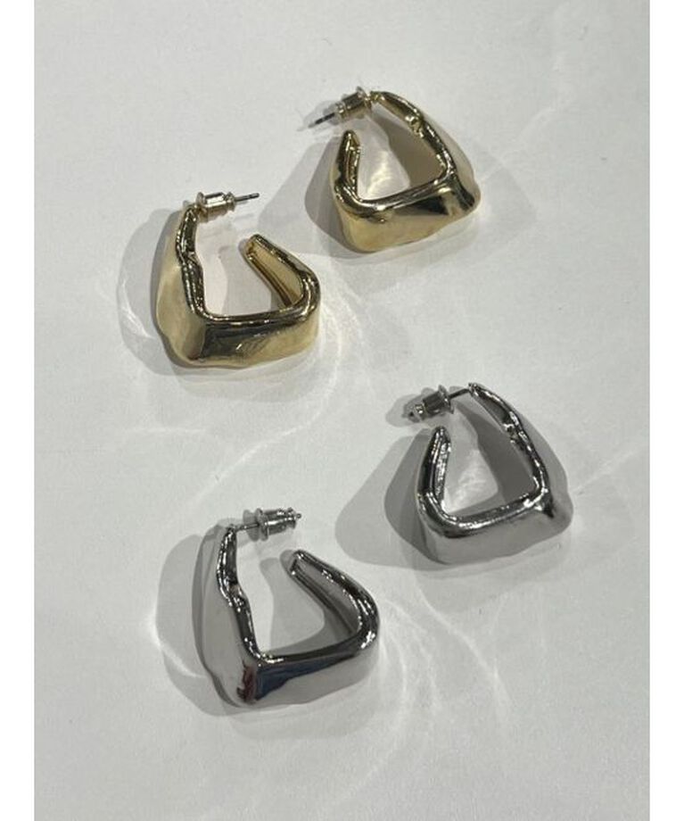 EMODA「トライアングルニュアンスピアス」|その他|