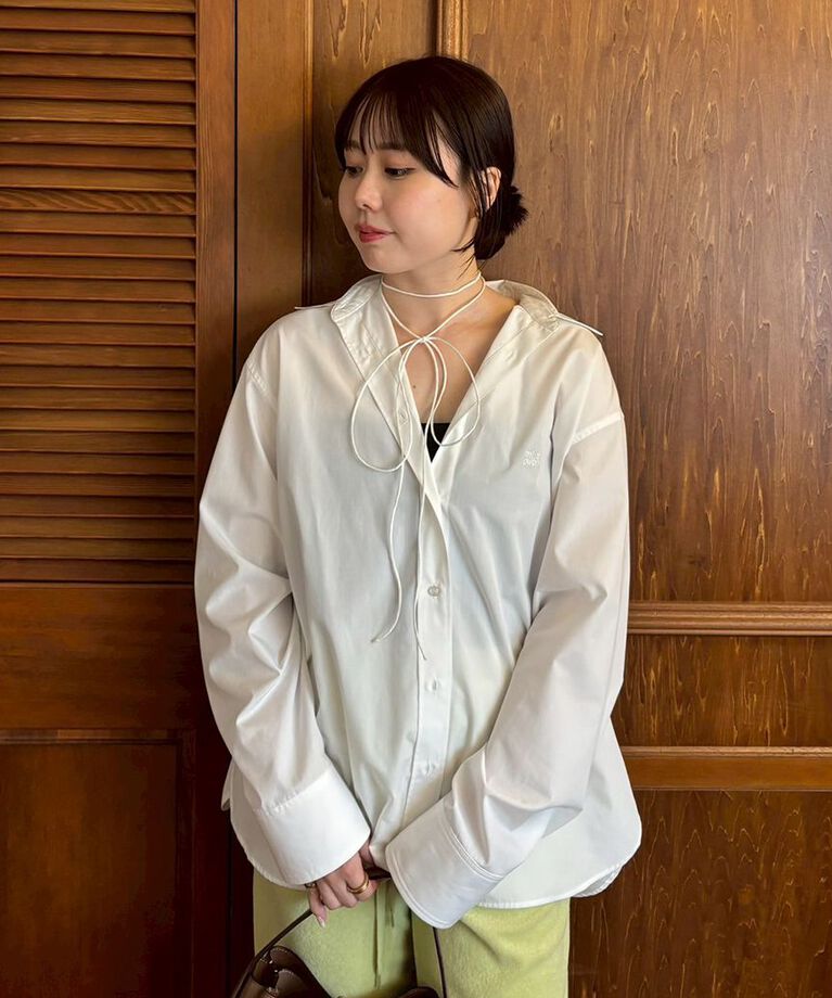 Mila Owen「【イージーケア】リボン付きオーバーサイズシャツ」|シャツ・ブラウス|WHT
