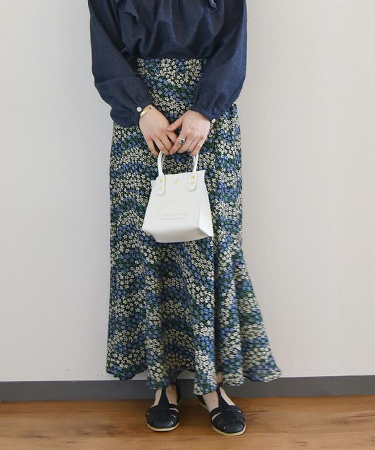 SHIPS any「SHIPS any:〈ウォッシャブル〉Longchamp フラワー プリント マーメイド ギャザー ロング スカート」|スカート|
