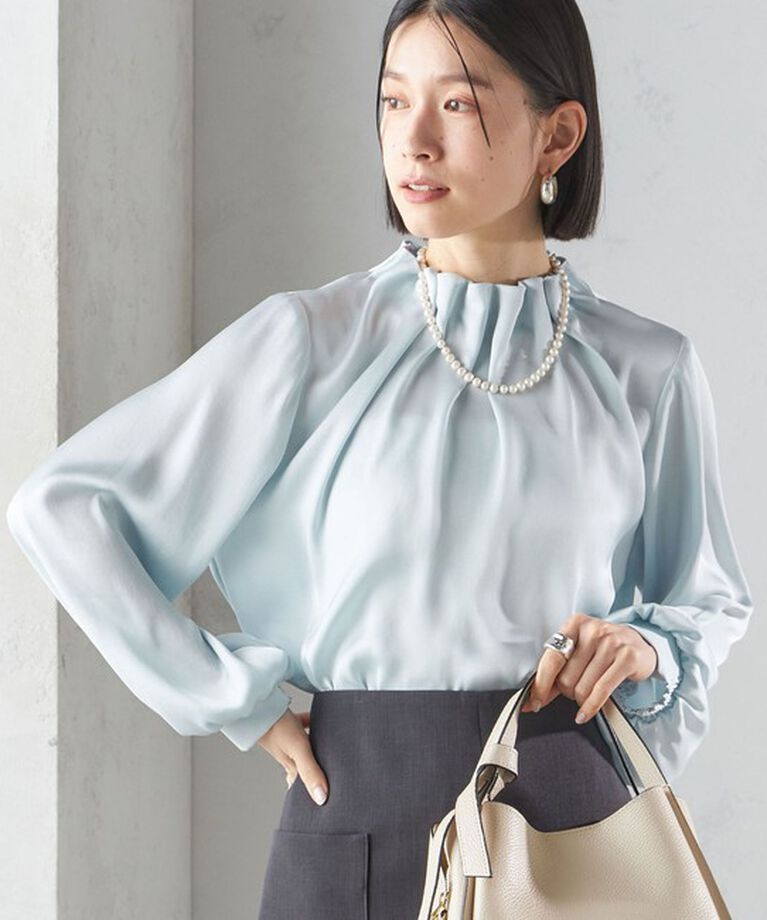 SHIPS for women「〈手洗い可能〉ヴィンテージ サテン ネック ギャザー ブラウス」|シャツ・ブラウス|ライトブルー