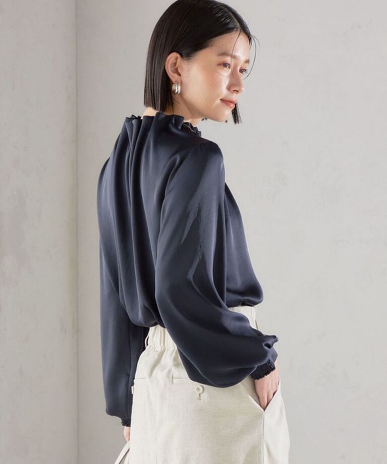 SHIPS for women「〈手洗い可能〉ヴィンテージ サテン ネック ギャザー ブラウス」|シャツ・ブラウス|