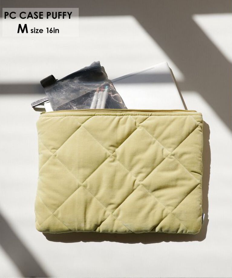 journal standard Furniture「24F1 PC CASE PUFFY M　PCケース 16インチ」|ステーショナリー|イエロー