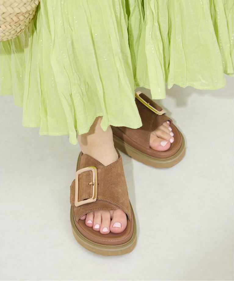 SLOBE IENA「MOHI/モヒ SLOBE別注 バックルサンダル GU1-24024-2-AF」|サンダル|キャメル