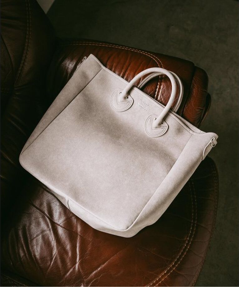EDIFICE「YOUNG & OLSEN 別注 ウルトラスエード トートバッグ "E" サイズ」|トートバッグ|ベージュ