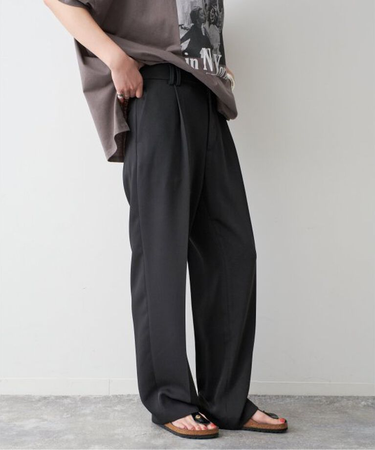 Spick and Span「ストレッチタックストレートパンツ」|スラックス|