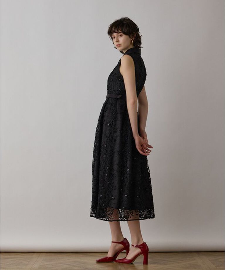GRACE CONTINENTAL「フラワーライン刺繍ワンピース」|ワンピース|