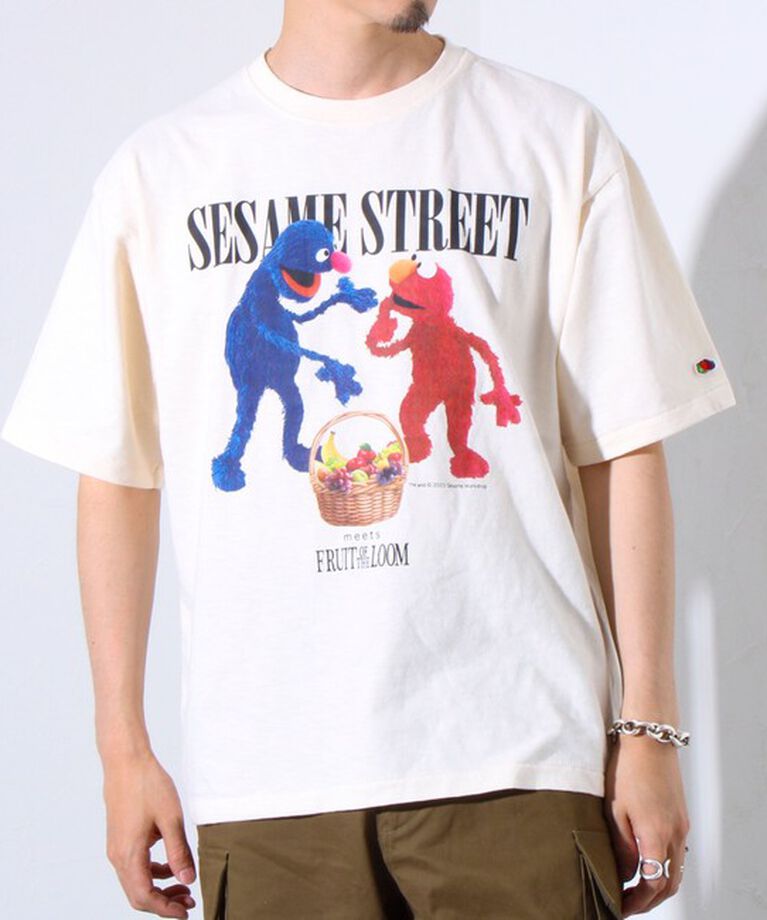 GLOSTER「【SESAME STREET×FOTL】Photo T-Shirt A クルーネックプリントTシャツ」|Tシャツ・カットソー|