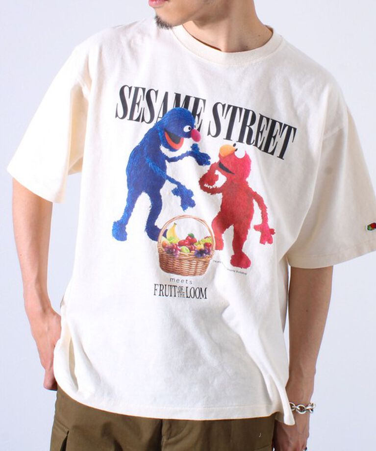 GLOSTER「【SESAME STREET×FOTL】Photo T-Shirt A クルーネックプリントTシャツ」|Tシャツ・カットソー|