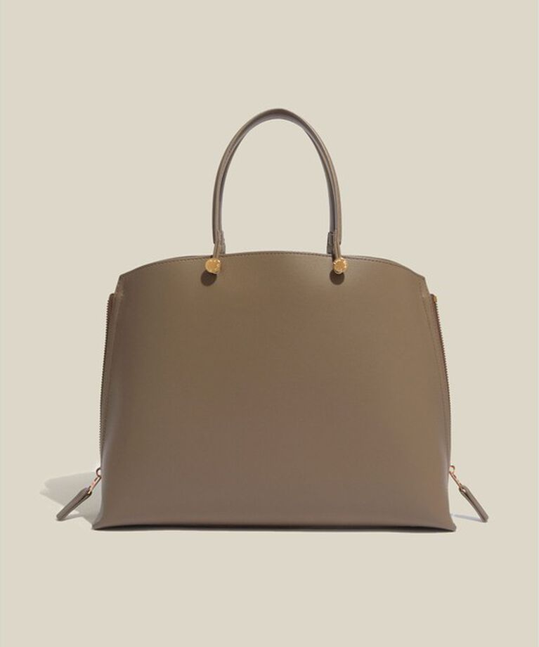 E'POR「【E'POR】Y BAG Medium【25SS】」|ハンドバッグ|