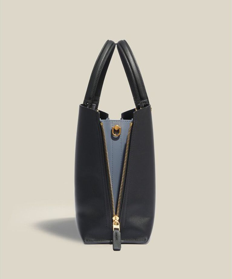 E'POR「【E'POR】Y BAG Medium【25SS】」|ハンドバッグ|