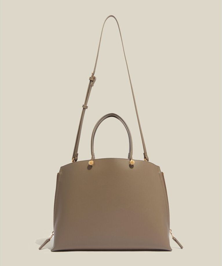 E'POR「【E'POR】Y BAG Medium【25SS】」|ハンドバッグ|