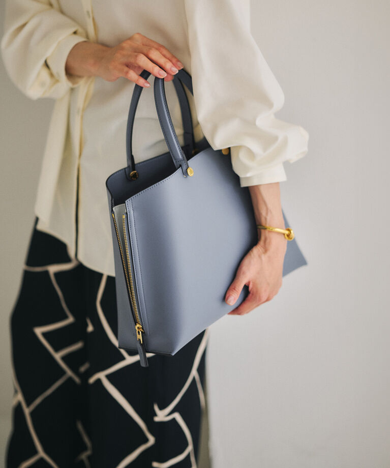 E'POR「【E'POR】Y BAG Medium【25SS】」|ハンドバッグ|