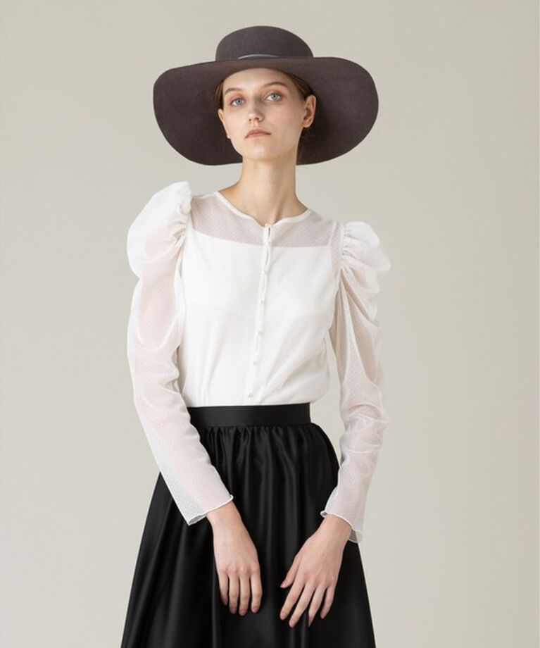 LOULOU WILLOUGHBY「【LOULOU WILLOUGHBY】ドットチュールジコスリーブプルオーバー」|Tシャツ・カットソー|オフホワイト