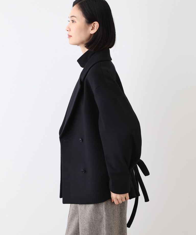 INDIVI「【日本製】ベルト付フォルムショートコート」|ピーコート|