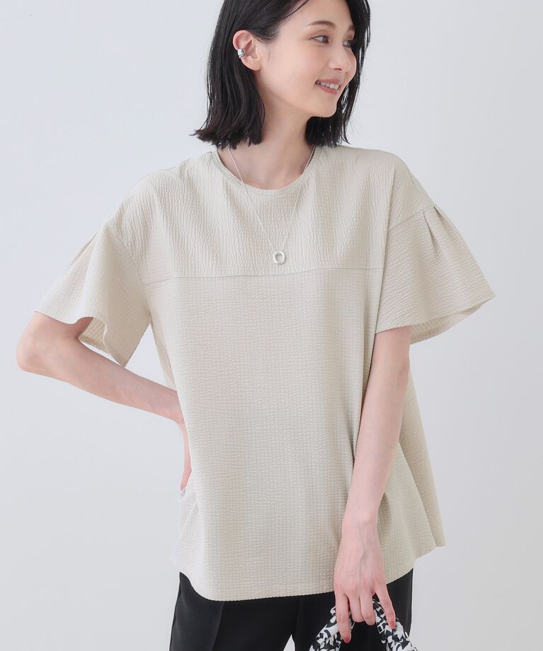 INDIVI「【洗える／体型カバー】凹凸素材フレアデザイントップス」|Tシャツ・カットソー|