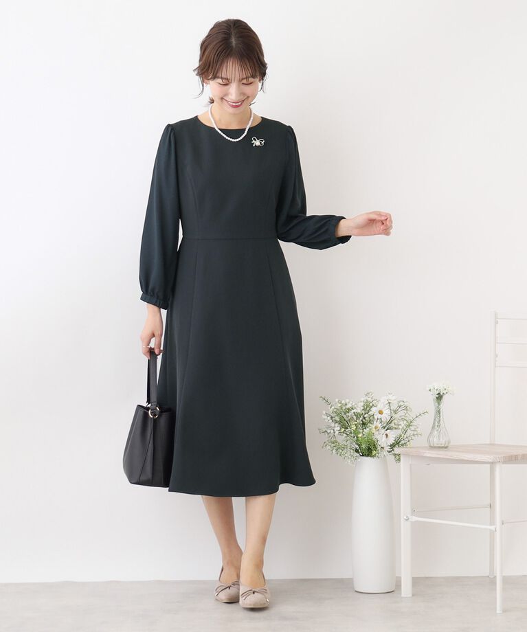 Couture broach「【セットアップ可能／セレモニーシーン／お仕事にも】パネル切替フレアワンピース」|ワンピース|ﾈｲﾋﾞｰ(094)