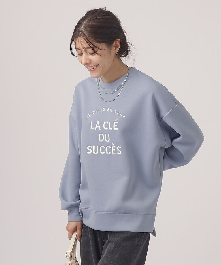 SHOO･LA･RUE「優しい着心地　もちさら 大人のロゴ刺繍トップス」|Tシャツ・カットソー|ブルー(091)