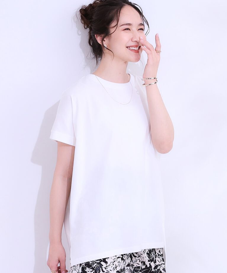 SHOO･LA･RUE「【洗える/S-LL/ひんやり/UV】汗をかいても気になりにくい スリットトップス」|Tシャツ・カットソー|ホワイト(001)