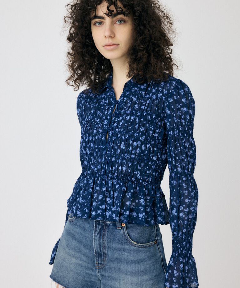MOUSSY「SHIRRING FLORAL フィットシャツ」|シャツ・ブラウス|柄NVY5