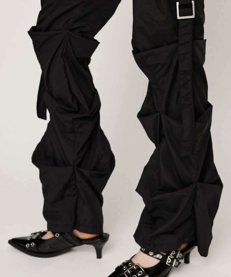SLY「NYLON TUCK FLARE パンツ」|その他|