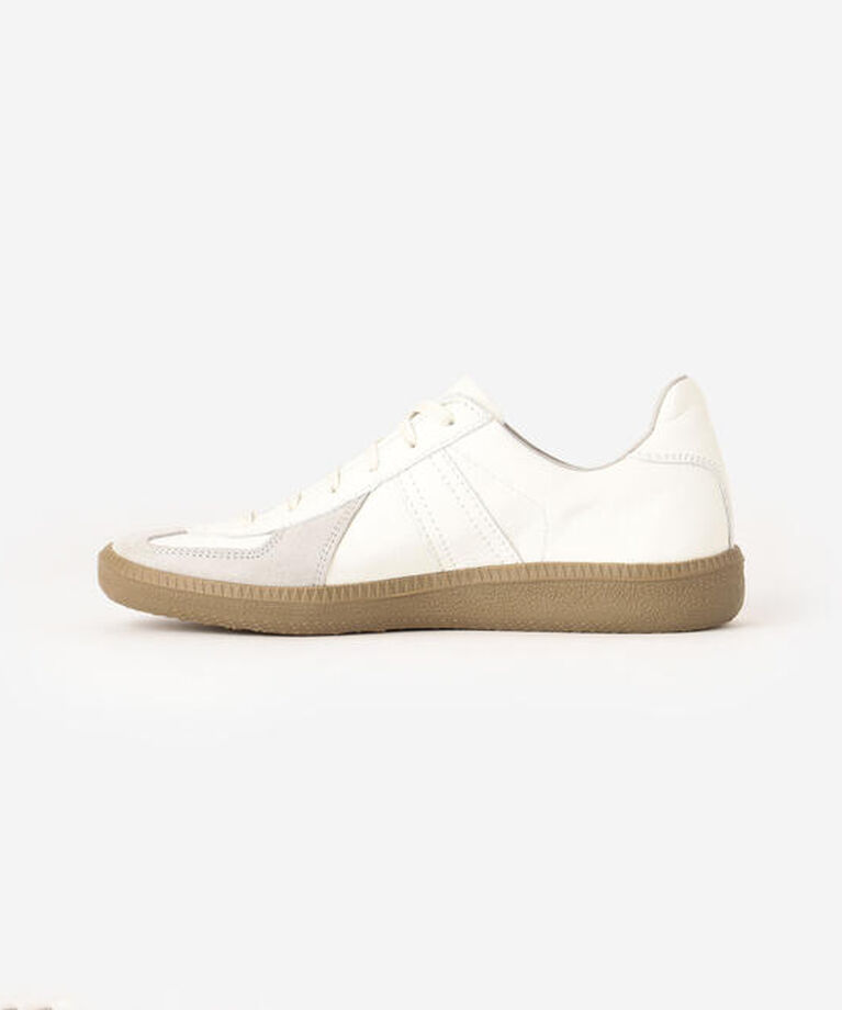  「REPRODUCTION OF FOUND | 〈別注〉GERMAN MILITARY TRAINER WOMEN」|スニーカー|