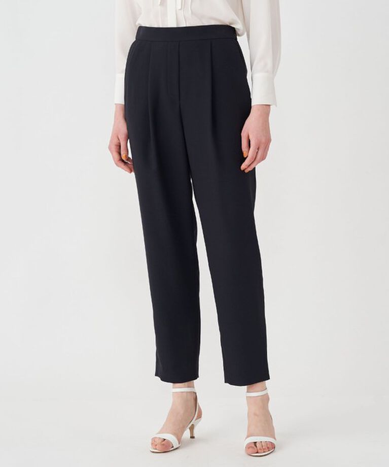 Ballsey「コンフォートストレッチツイル タックテーパードパンツ」|スラックス|