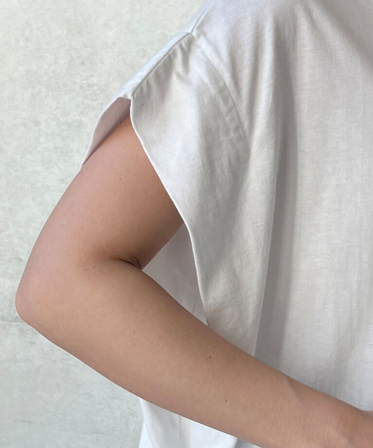  「タックスリーブロゴTEE」|Tシャツ・カットソー|