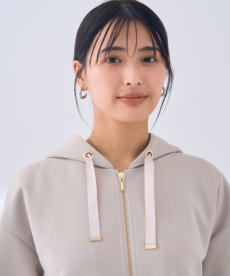 YECCA VECCA「バックプリーツZIPフーディ」|スウェット・ジャージ|